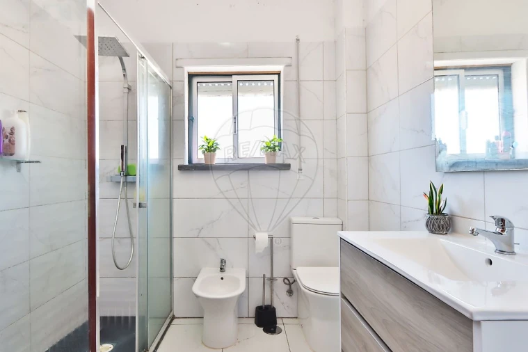 Apartamento T2 para Venda em Vialonga Foto 31