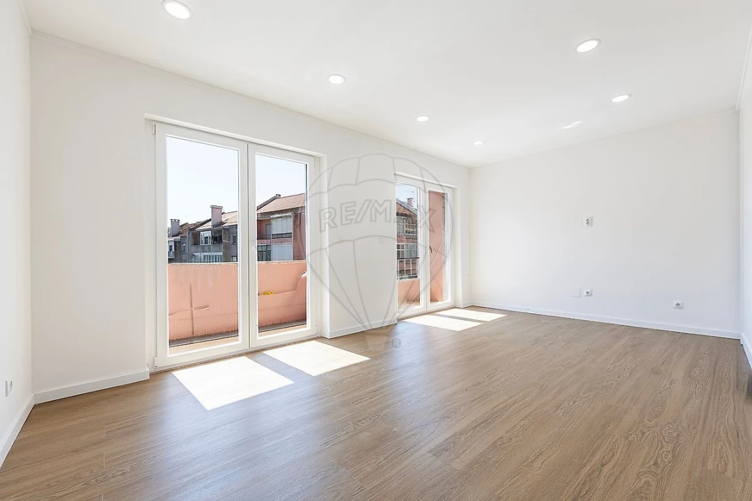 Apartamento T2 para Venda em Águas Livres Foto 20