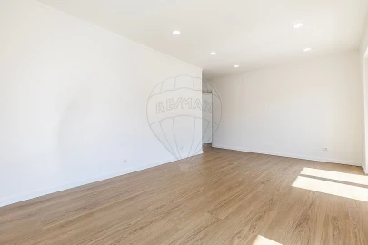 Apartamento T2 para Venda em Águas Livres