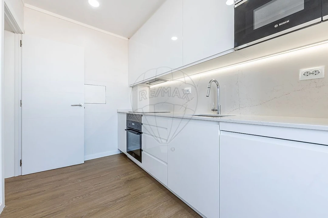 Apartamento T2 para Venda em Águas Livres Foto 8
