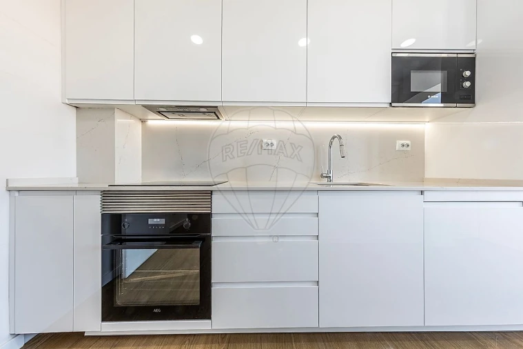 Apartamento T2 para Venda em Águas Livres Foto 7