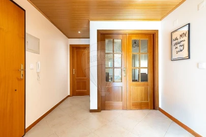 Apartamento T2 para Venda em Algueirão-Mem Martins