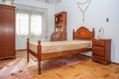 Moradia T3 para Venda em São Pedro da Cadeira