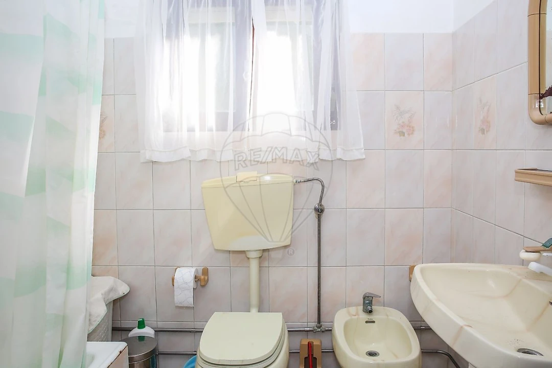 Moradia T3 para Venda em São Pedro da Cadeira Foto 29