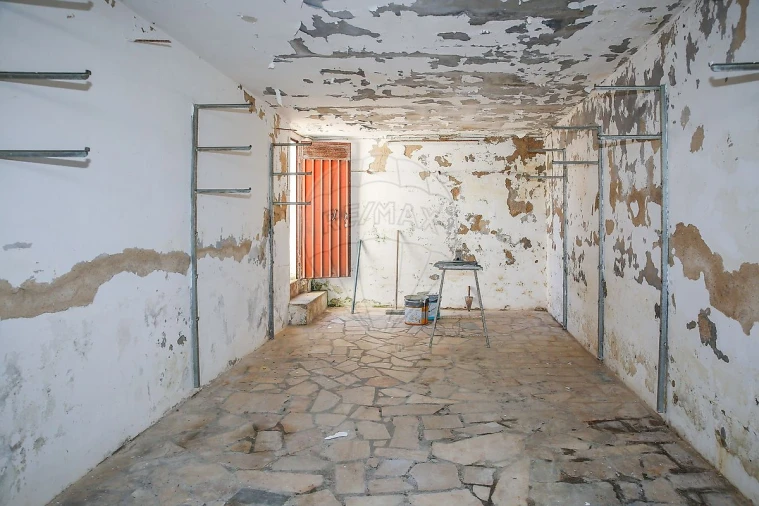 Moradia T3 para Venda em São Pedro da Cadeira Foto 36