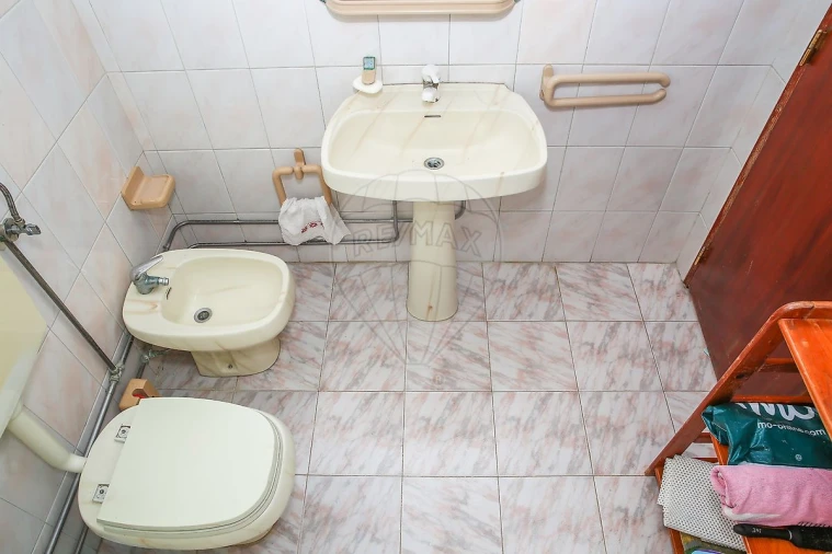 Moradia T3 para Venda em São Pedro da Cadeira Foto 28