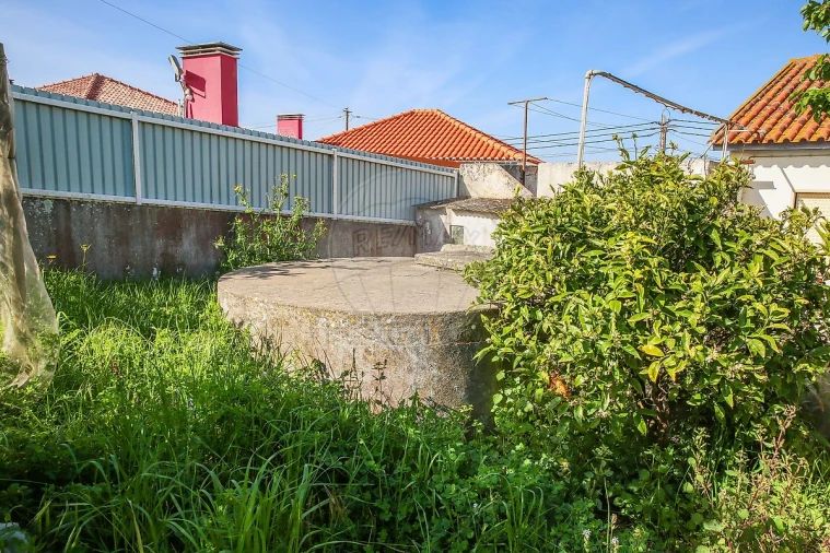 Moradia T3 para Venda em São Pedro da Cadeira Foto 32