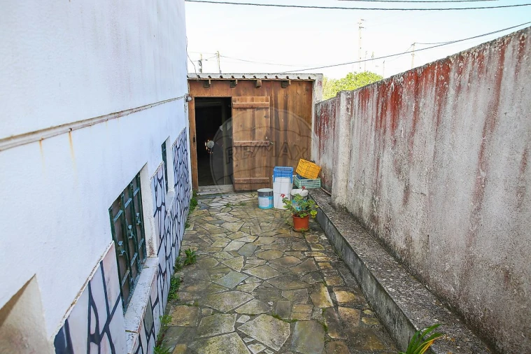 Moradia T3 para Venda em São Pedro da Cadeira Foto 44