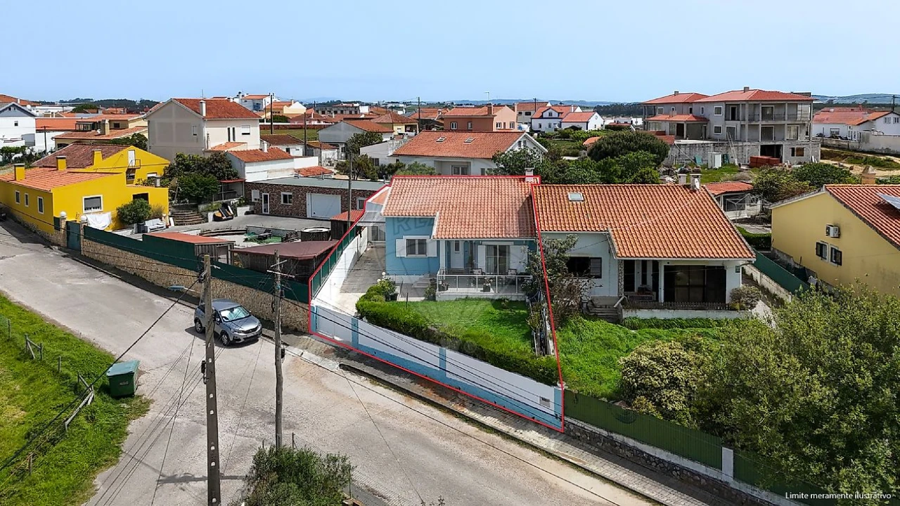 Moradia T3 para Venda em Silveira Foto 33