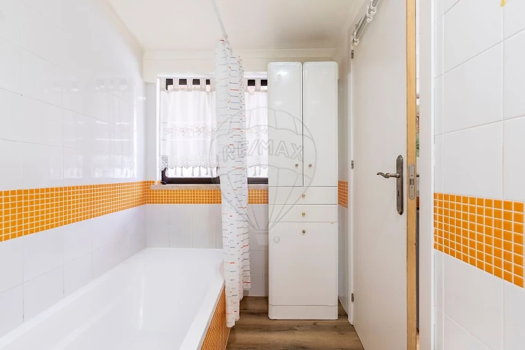 Moradia T3 para Venda em Silveira Foto 19