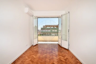 Apartamento T3 para Venda em Avenidas Novas
