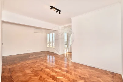 Apartamento T3 para Venda em Avenidas Novas