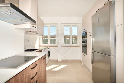 Apartamento T3 para Venda em Avenidas Novas