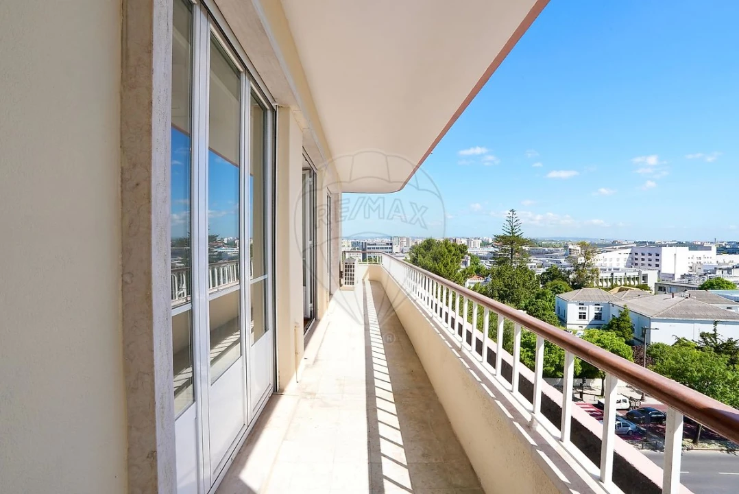 Apartamento T3 para Venda em Avenidas Novas Foto 10