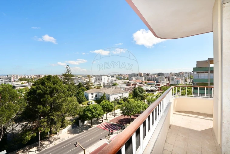 Apartamento T3 para Venda em Avenidas Novas Foto 25