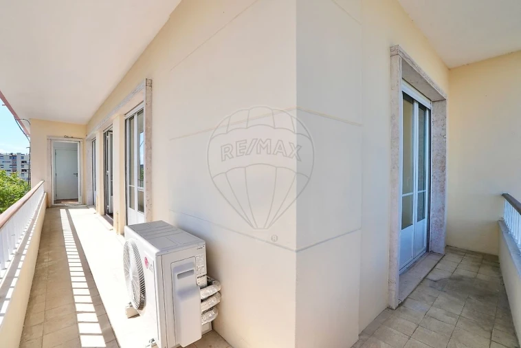 Apartamento T3 para Venda em Avenidas Novas Foto 15