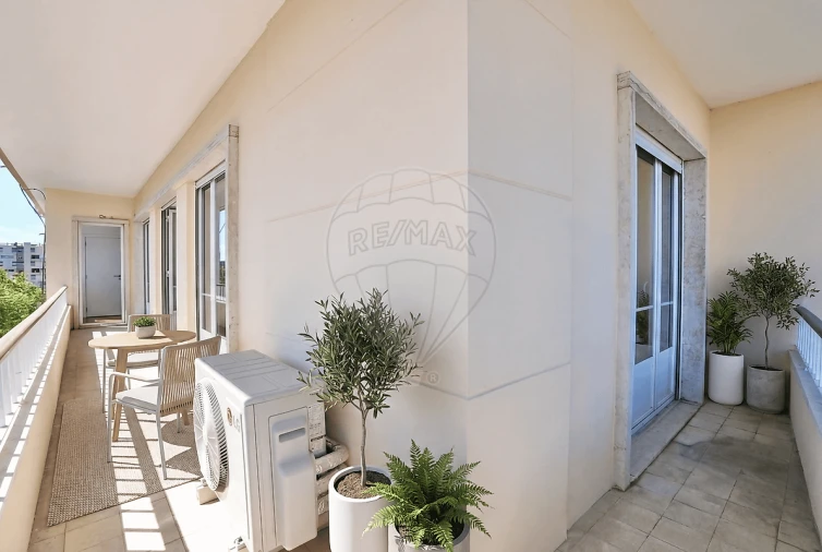 Apartamento T3 para Venda em Avenidas Novas Foto 7