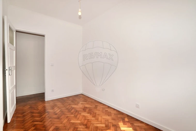 Apartamento T3 para Venda em Avenidas Novas Foto 32