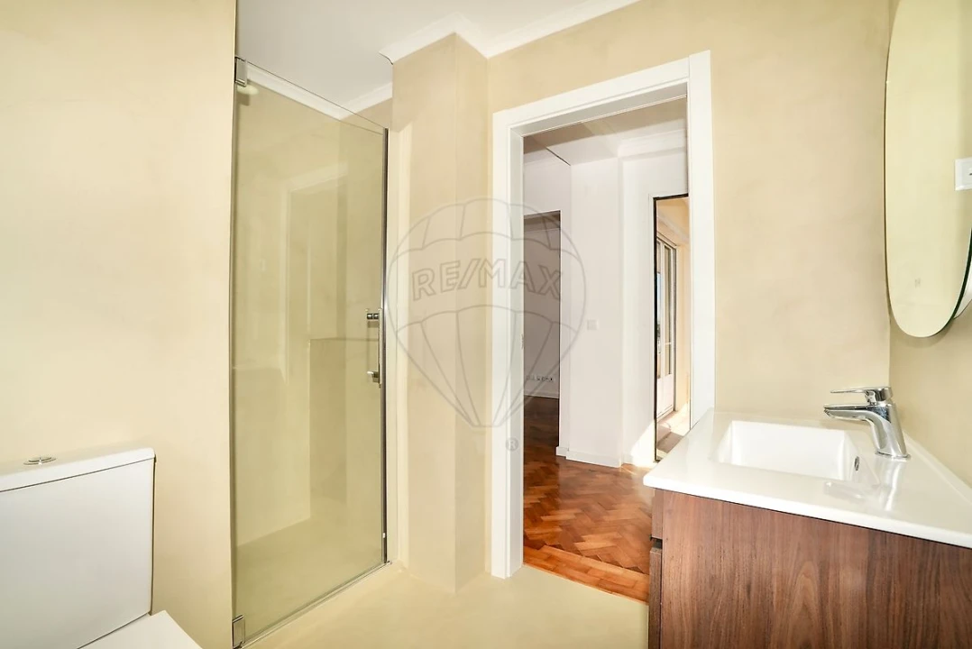 Apartamento T3 para Venda em Avenidas Novas Foto 31
