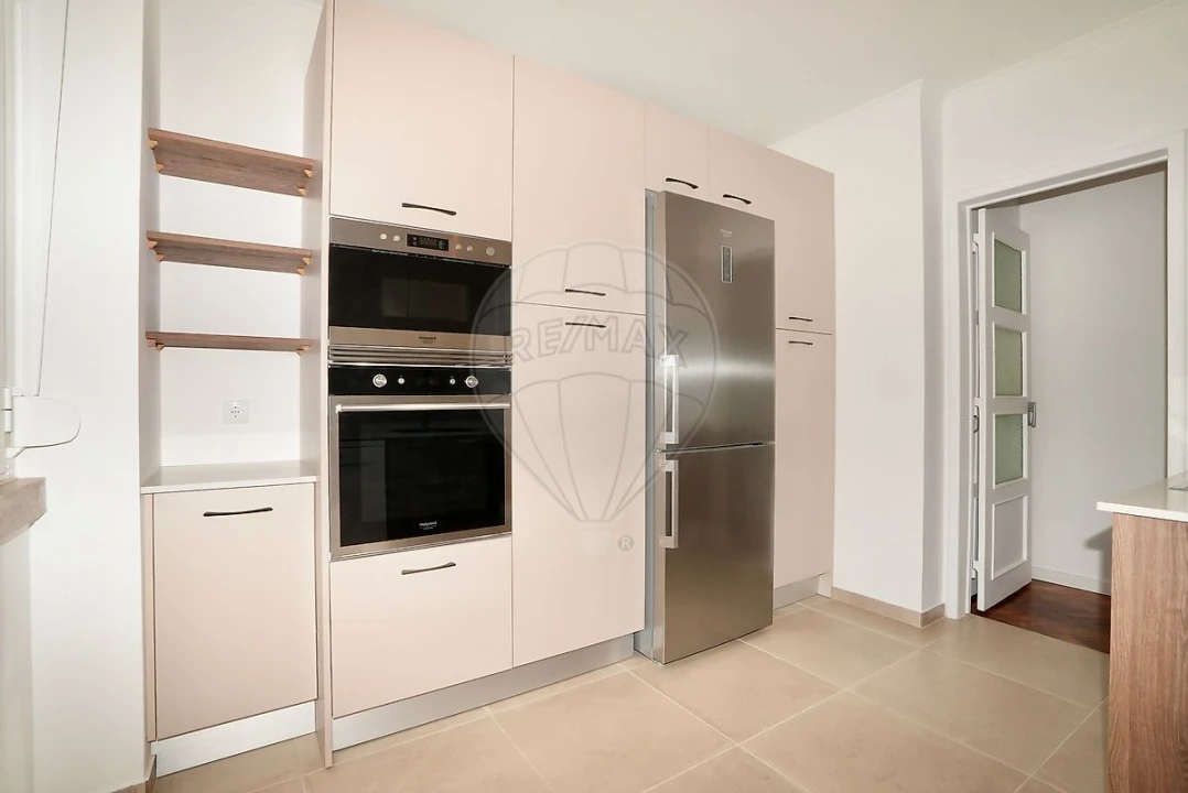 Apartamento T3 para Venda em Avenidas Novas Foto 16
