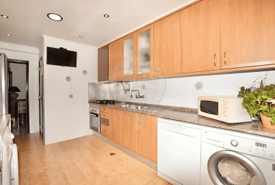 Apartamento T2 para Venda em Póvoa de Santa Iria e Forte da Casa