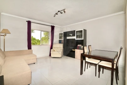 Apartamento T2 para Venda em Póvoa de Santa Iria e Forte da Casa