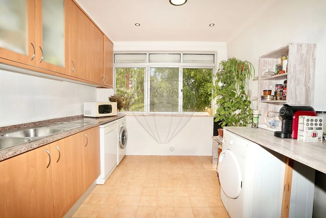 Apartamento T2 para Venda em Póvoa de Santa Iria e Forte da Casa Foto 1