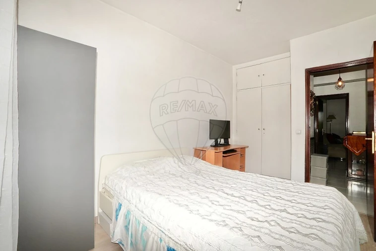 Apartamento T2 para Venda em Póvoa de Santa Iria e Forte da Casa Foto 13