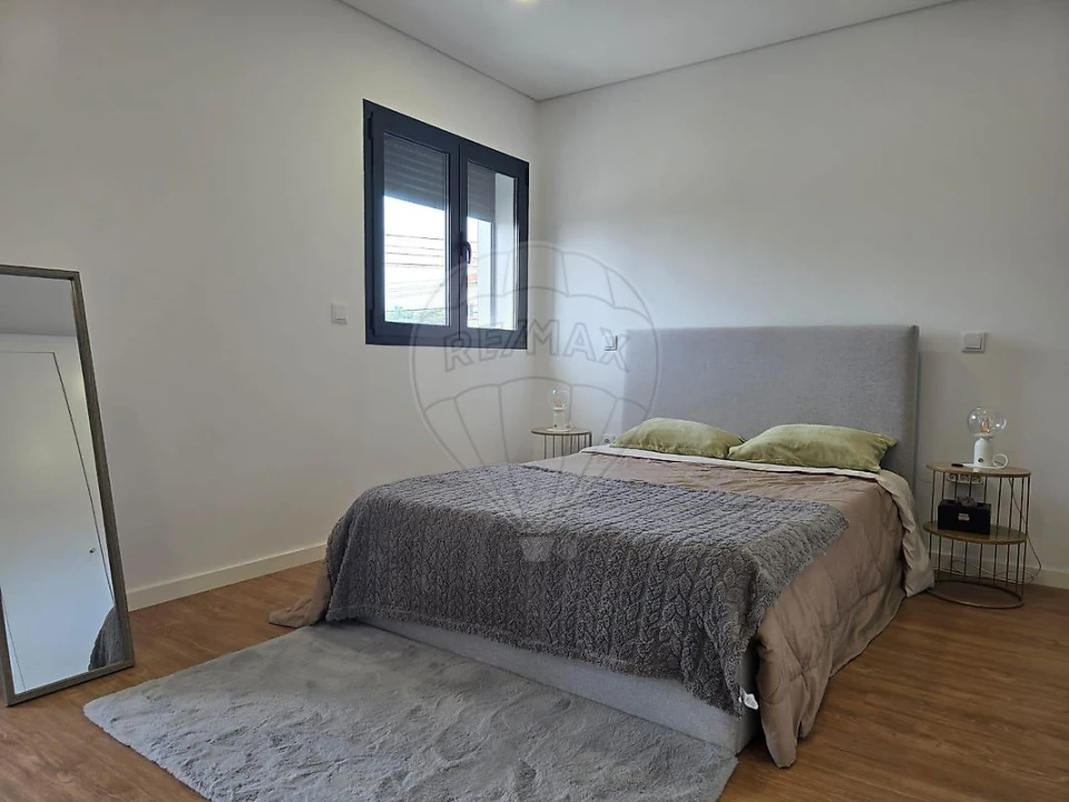 Moradia T2 para Venda em Oiã Foto 21