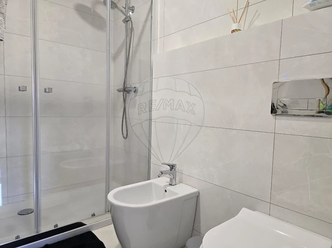 Moradia T2 para Venda em Oiã Foto 19