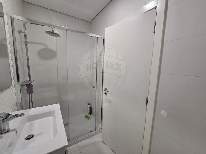 Moradia T2 para Venda em Oiã Foto 17