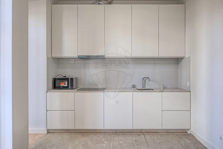 Apartamento T1 para Arrendamento em Paranhos Foto 6