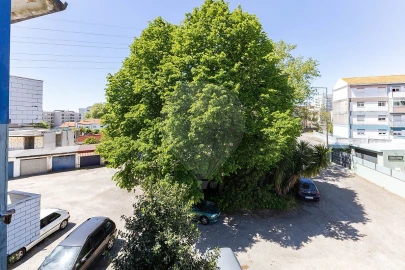 Apartamento T3 para Venda em Mafamude e Vilar do Paraíso