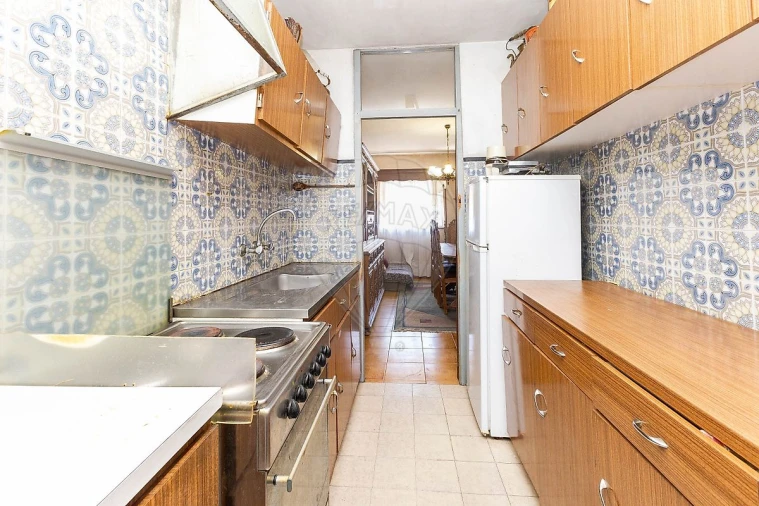 Apartamento T3 para Venda em Mafamude e Vilar do Paraíso Foto 14