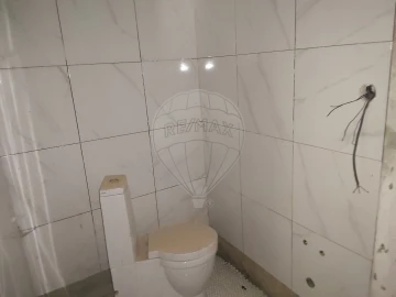 Moradia T2 para Venda em Santo Quintino