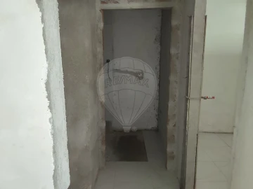 Moradia T2 para Venda em Santo Quintino