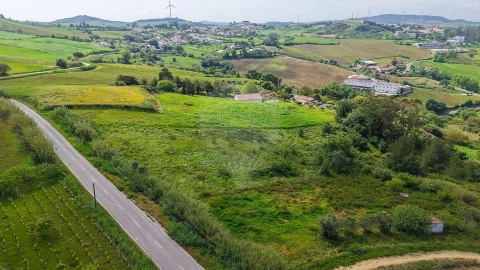 Terreno para Venda em Dois Portos e Runa