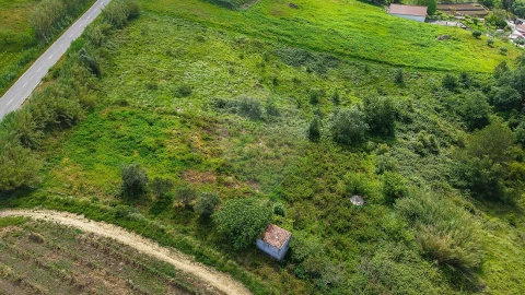Terreno para Venda em Dois Portos e Runa