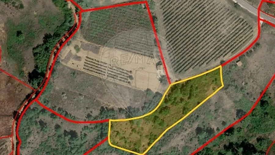 Terreno para Venda em Dois Portos e Runa