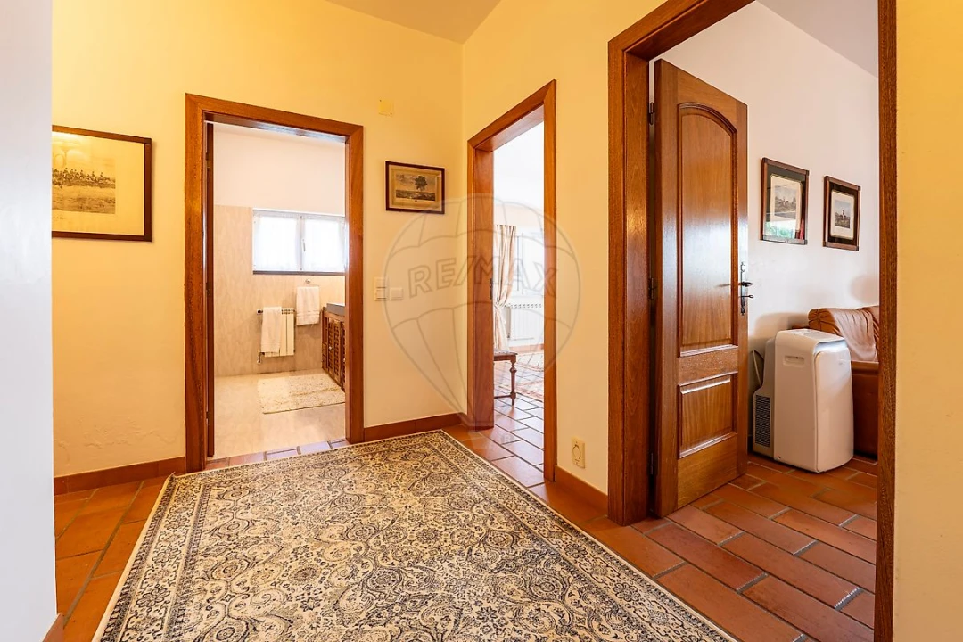 Moradia T4 para Venda em São João da Ribeira e Ribeira de São João Foto 32