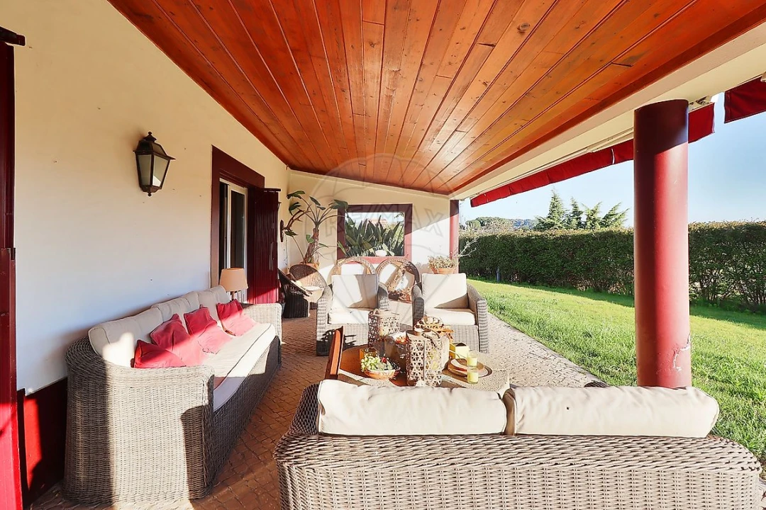 Moradia T4 para Venda em São João da Ribeira e Ribeira de São João Foto 1