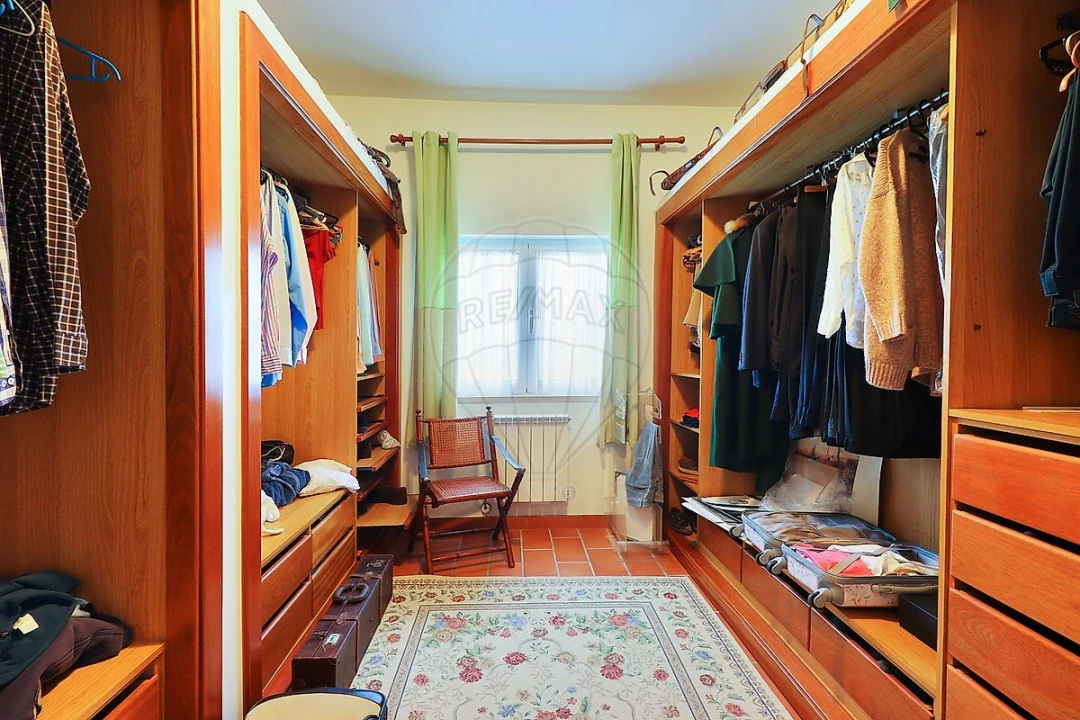 Moradia T4 para Venda em São João da Ribeira e Ribeira de São João Foto 20