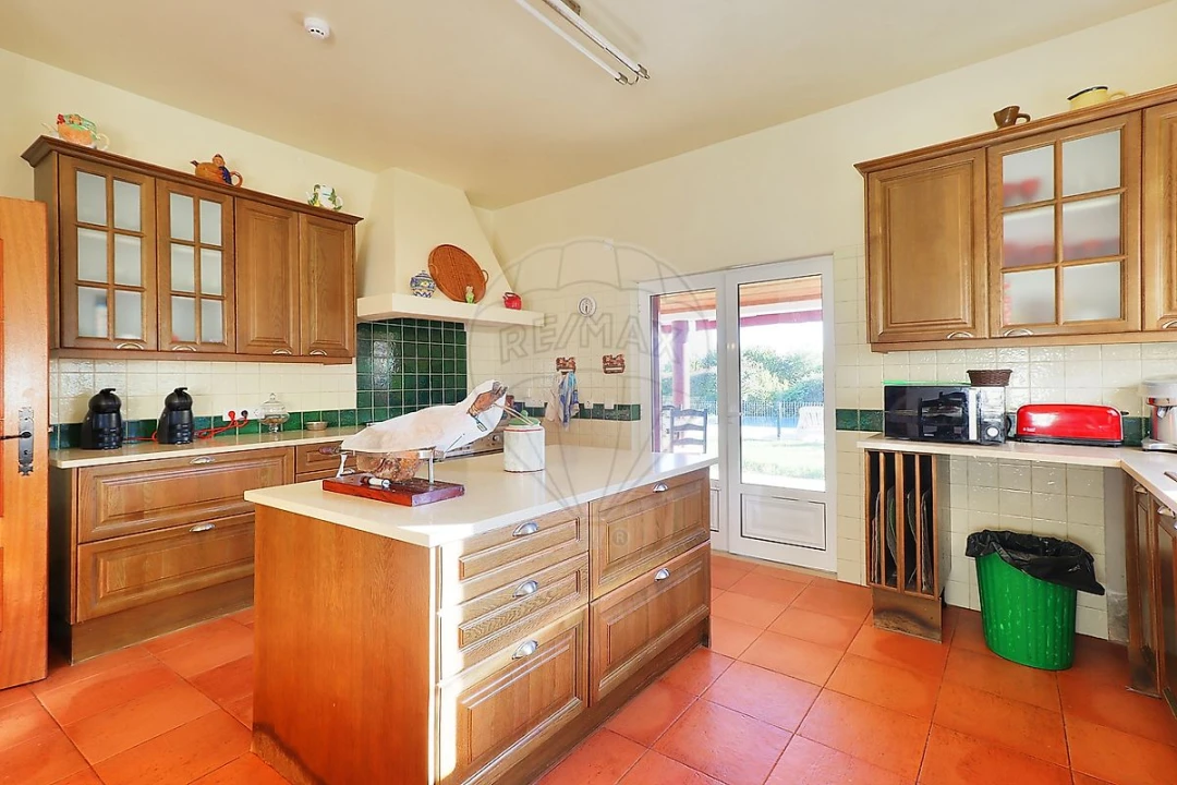 Moradia T4 para Venda em São João da Ribeira e Ribeira de São João Foto 14