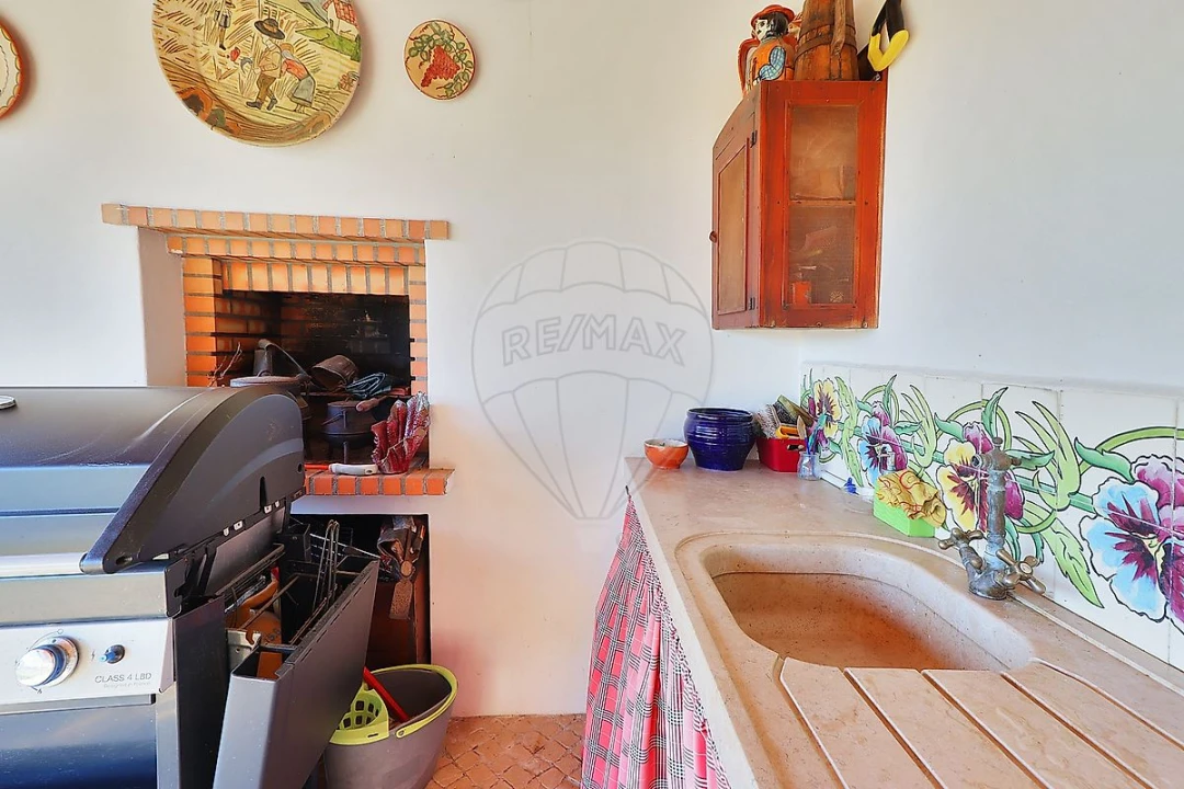 Moradia T4 para Venda em São João da Ribeira e Ribeira de São João Foto 4