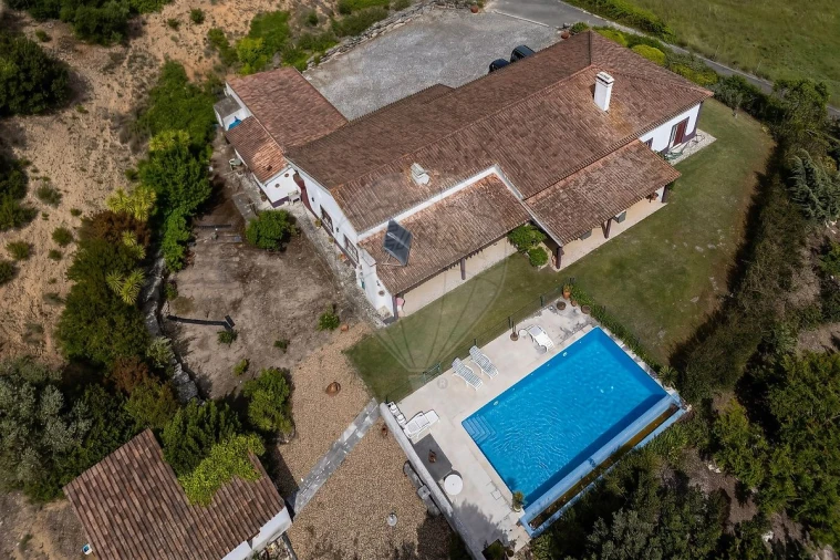 Moradia T4 para Venda em São João da Ribeira e Ribeira de São João Foto 47