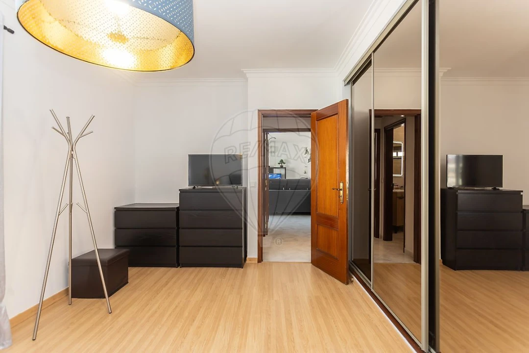 Apartamento T2 para Venda em Moita Foto 12