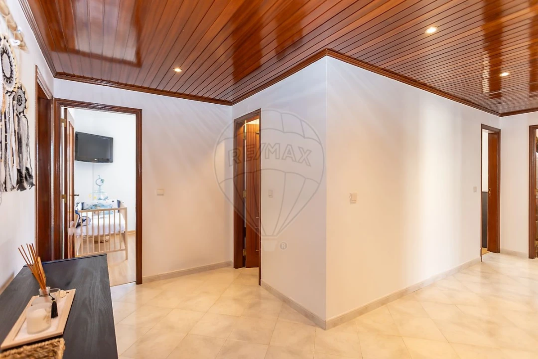 Apartamento T2 para Venda em Moita Foto 37