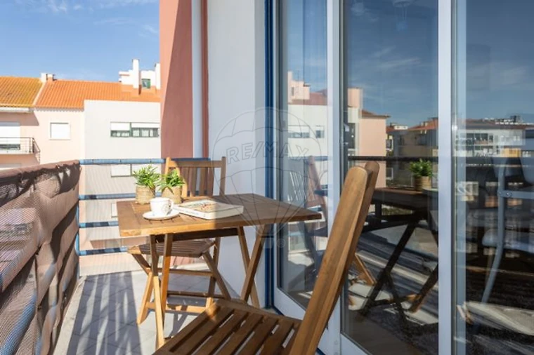 Apartamento T2 para Venda em Moita Foto 12