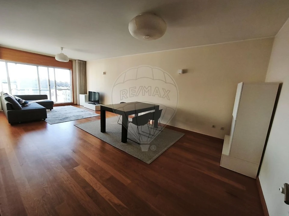Apartamento T2 para Venda em Cidade da Maia Foto 1