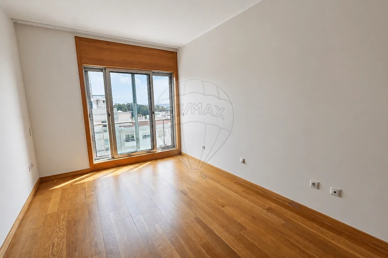 Apartamento T2 para Venda em Cidade da Maia Foto 5